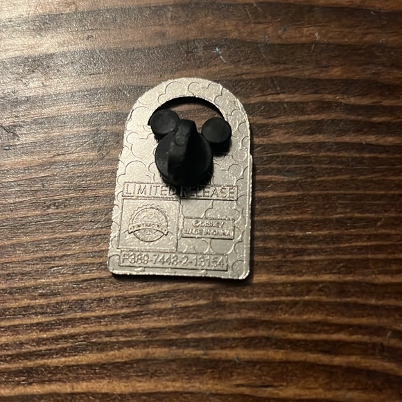 Disney limited release tinker bell lock pin - Picture 2 of 2